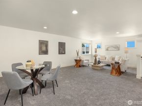 20045 10th Avenue NW 11, Shoreline WA 98177