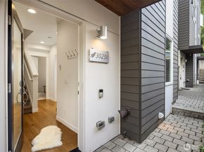 3029 3rd Avenue W B, Seattle WA 98119