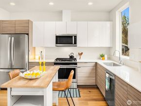 3029 3rd Avenue W B, Seattle WA 98119