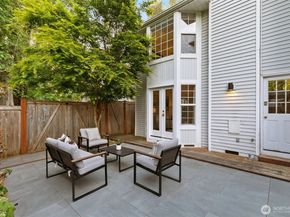 10273 NE 129th Lane, Kirkland WA 98034