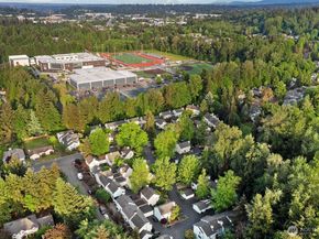 10273 NE 129th Lane, Kirkland WA 98034