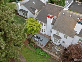 10273 NE 129th Lane, Kirkland WA 98034