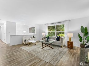 15912 174th Avenue NE, Woodinville WA 98072