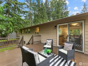 15912 174th Avenue NE, Woodinville WA 98072