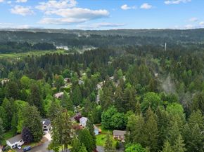 15912 174th Avenue NE, Woodinville WA 98072