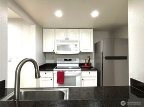 14779 NE 32nd Street A304, Bellevue WA 98007