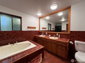 2265 NE 177 Street, Shoreline WA 98155