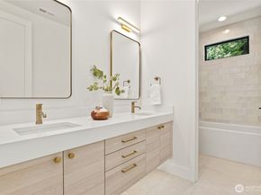 11426 -28 108th Avenue NE, Kirkland WA 98033