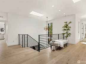 11426 -28 108th Avenue NE, Kirkland WA 98033