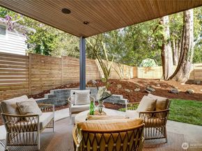 11426 -28 108th Avenue NE, Kirkland WA 98033