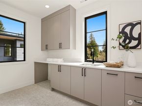 11426 -28 108th Avenue NE, Kirkland WA 98033