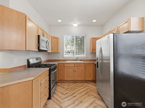 2526 143rd Street SW 12A, Lynnwood WA 98087