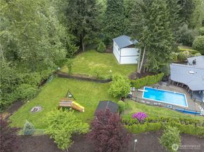 428 W Davies Loop, Lake Stevens WA 98258