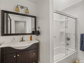 428 W Davies Loop, Lake Stevens WA 98258