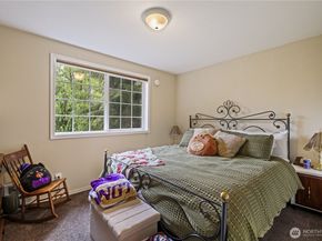 428 W Davies Loop, Lake Stevens WA 98258