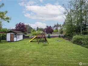 428 W Davies Loop, Lake Stevens WA 98258