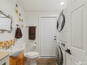 428 W Davies Loop, Lake Stevens WA 98258