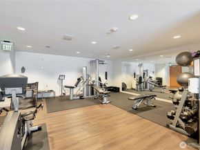 909 5th Ave 502, Seattle WA 98104
