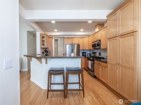 13824 N Creek Drive 1702, Mill Creek WA 98012