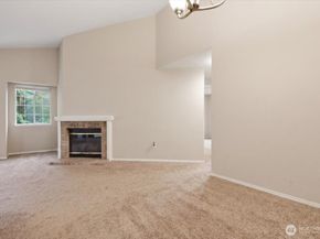 15433 Country Club Drive E305, Mill Creek WA 98012
