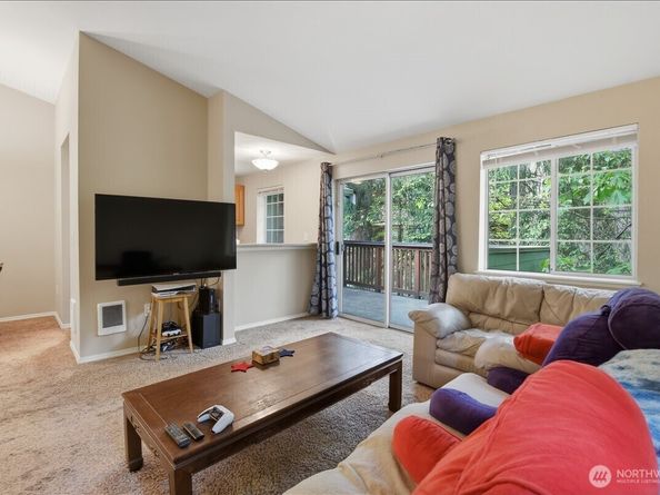 15433 Country Club Drive E305, Mill Creek WA 98012