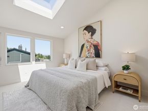 909 32nd Avenue S B, Seattle WA 98144