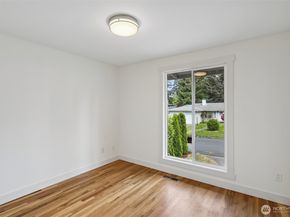 2103 168th Ave NE, Bellevue WA 98008