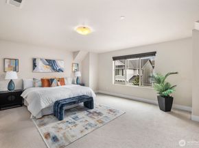 20420 5th Avenue W, Lynnwood WA 98036