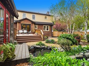 6856 17th Avenue NE, Seattle WA 98115