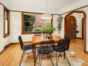 6856 17th Avenue NE, Seattle WA 98115