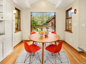 6856 17th Avenue NE, Seattle WA 98115