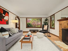 6856 17th Avenue NE, Seattle WA 98115