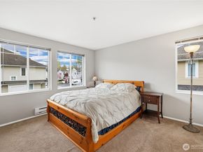 5416 S 234th Place 223, Kent WA 98032