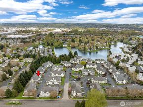 5416 S 234th Place 223, Kent WA 98032