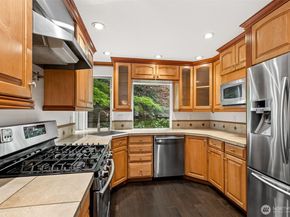 3040 273rd Avenue NE, Redmond WA 98053
