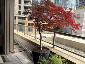 10610 NE 9th Place 509, Bellevue WA 98004