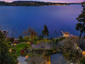 903 Shoreland Drive SE, Bellevue WA 98004