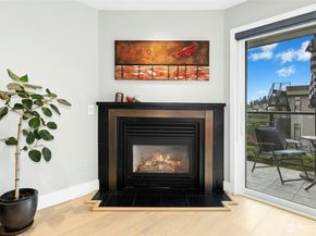 9201 NE Juanita Drive 202, Kirkland WA 98034