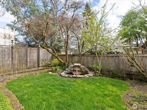 10532 Evanston Avenue N, Seattle WA 98133