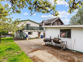 1613 24th Avenue, Seattle WA 98122