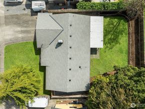 1067 Anacortes Avenue NE, Renton WA 98059