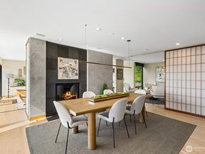 8627 Fauntlee Crest SW, Seattle WA 98136
