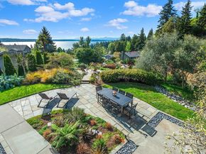 8627 Fauntlee Crest SW, Seattle WA 98136