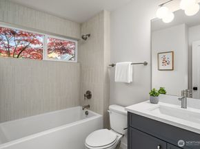 2509 N 42nd Street, Seattle WA 98103