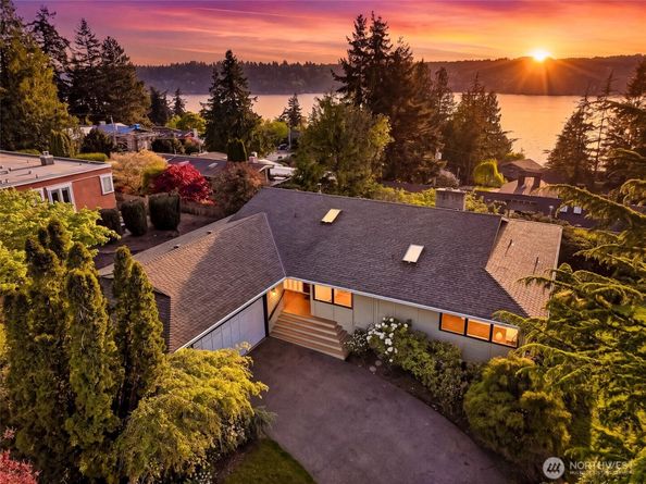 15419 62nd Avenue NE, Kenmore WA 98028