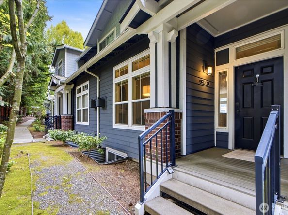 8806 123rd Lane NE 8806, Kirkland WA 98033