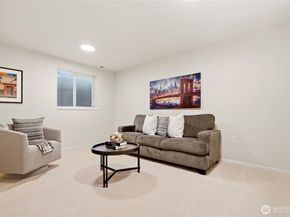 8806 123rd Lane NE 8806, Kirkland WA 98033