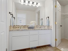 8806 123rd Lane NE 8806, Kirkland WA 98033