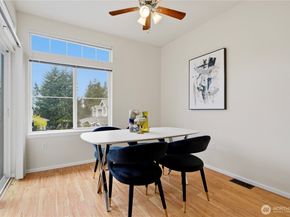 8806 123rd Lane NE 8806, Kirkland WA 98033