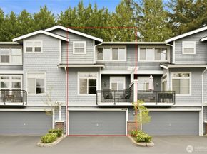 8806 123rd Lane NE 8806, Kirkland WA 98033